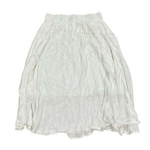 cute white flowy skirt